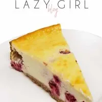 easy low carb keto raspberry cheesecake.